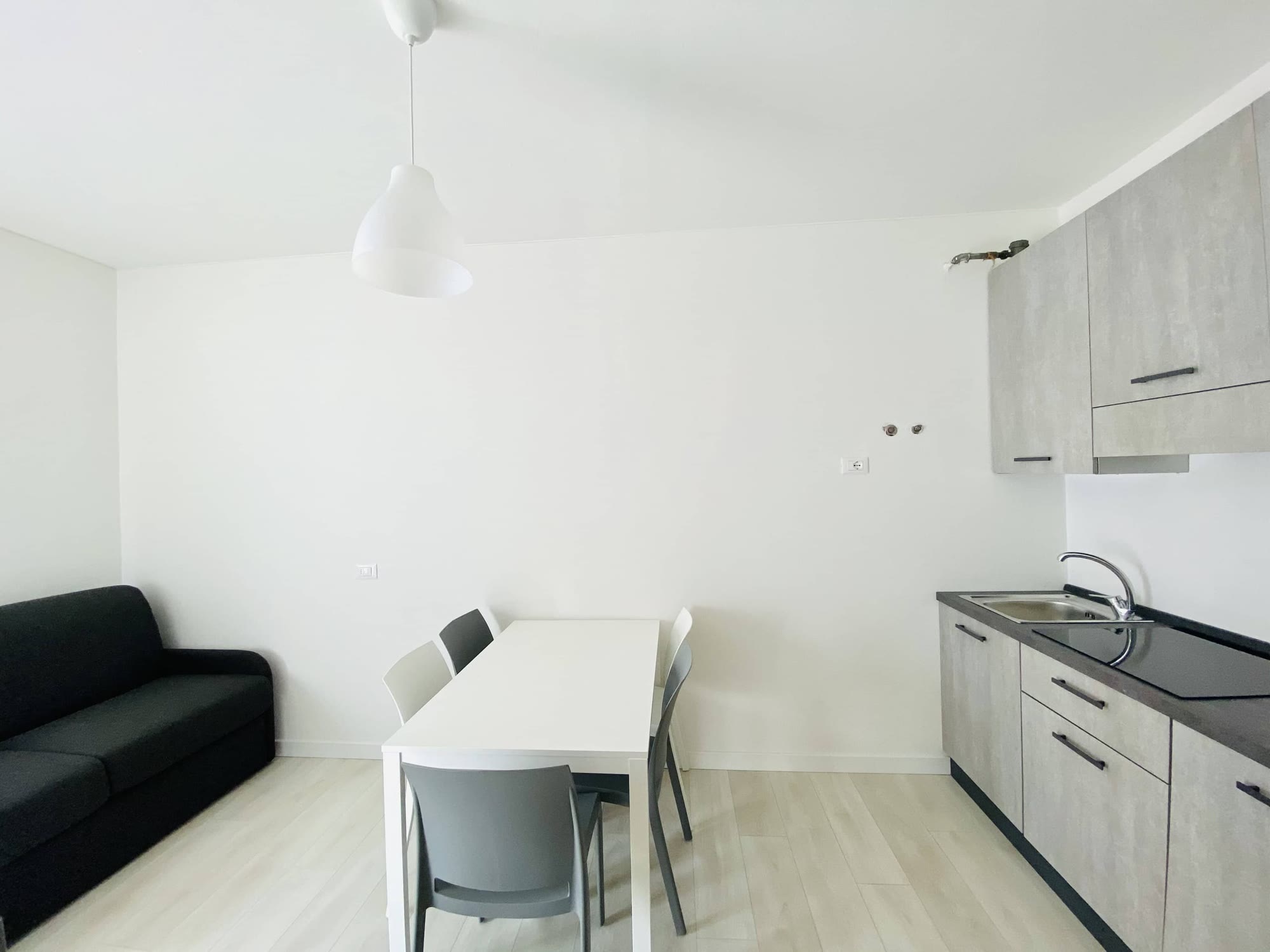 Augustus 12 - Piazza Mazzini - Relax immobiliare — foto 4